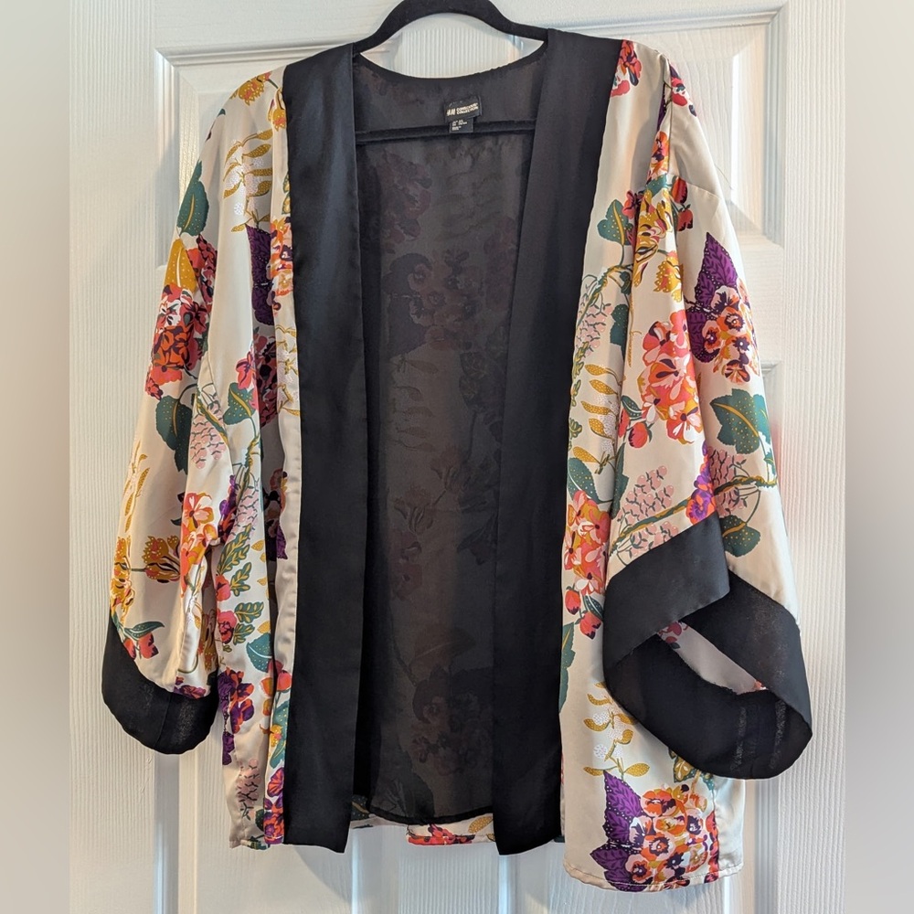 H&M Conscious Collection Floral Kimono Top